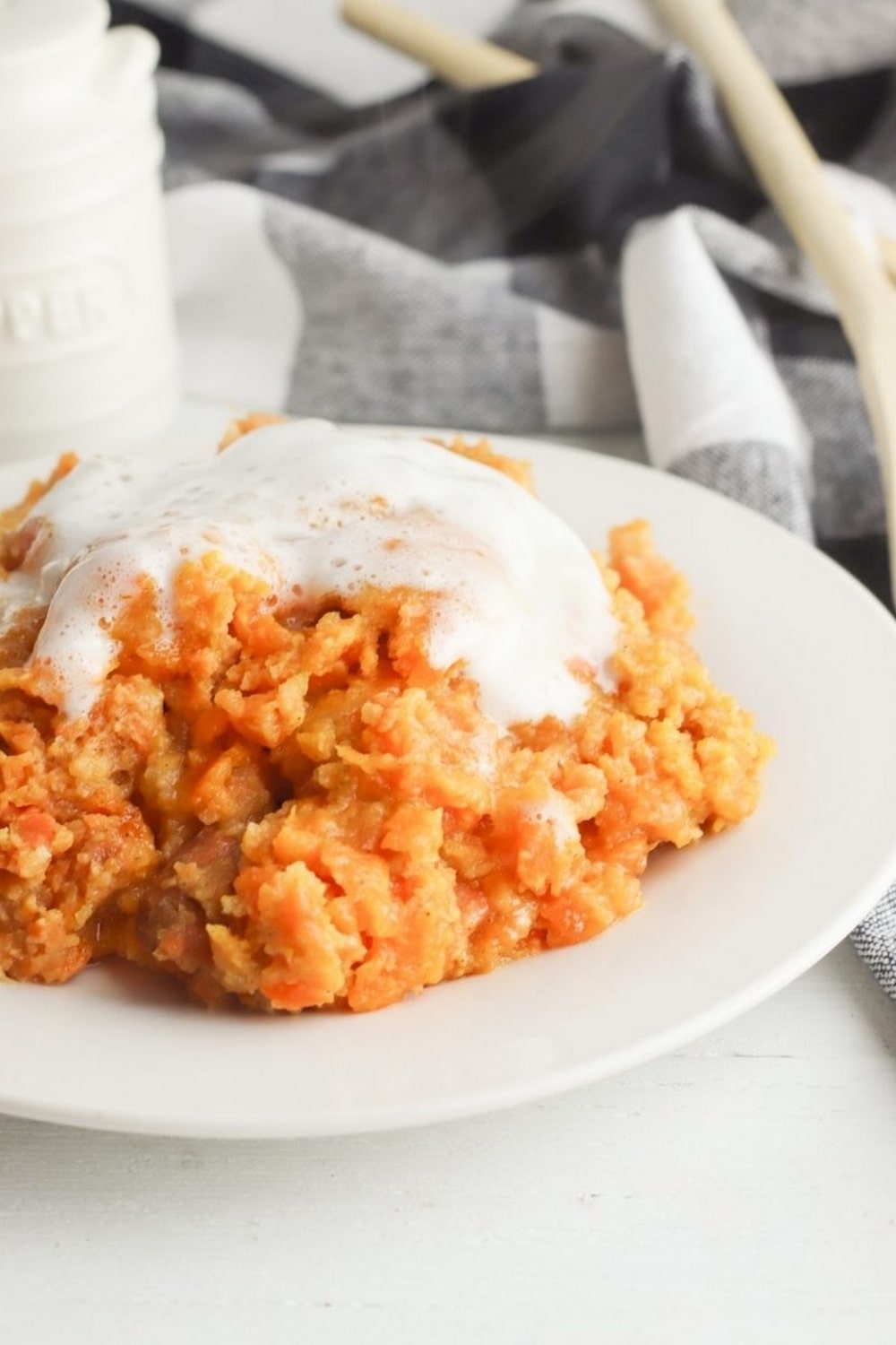 Slow Cooker Sweet Potato Casserole